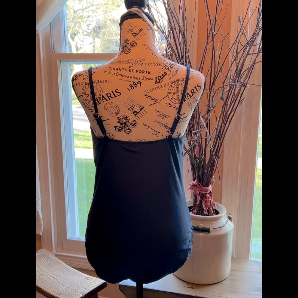 ‼️SOLD‼️ Swim Suit W/Speedo Goggles- NEVER WORN- Size: L - 🏊♀️ - Picture 5 of 14